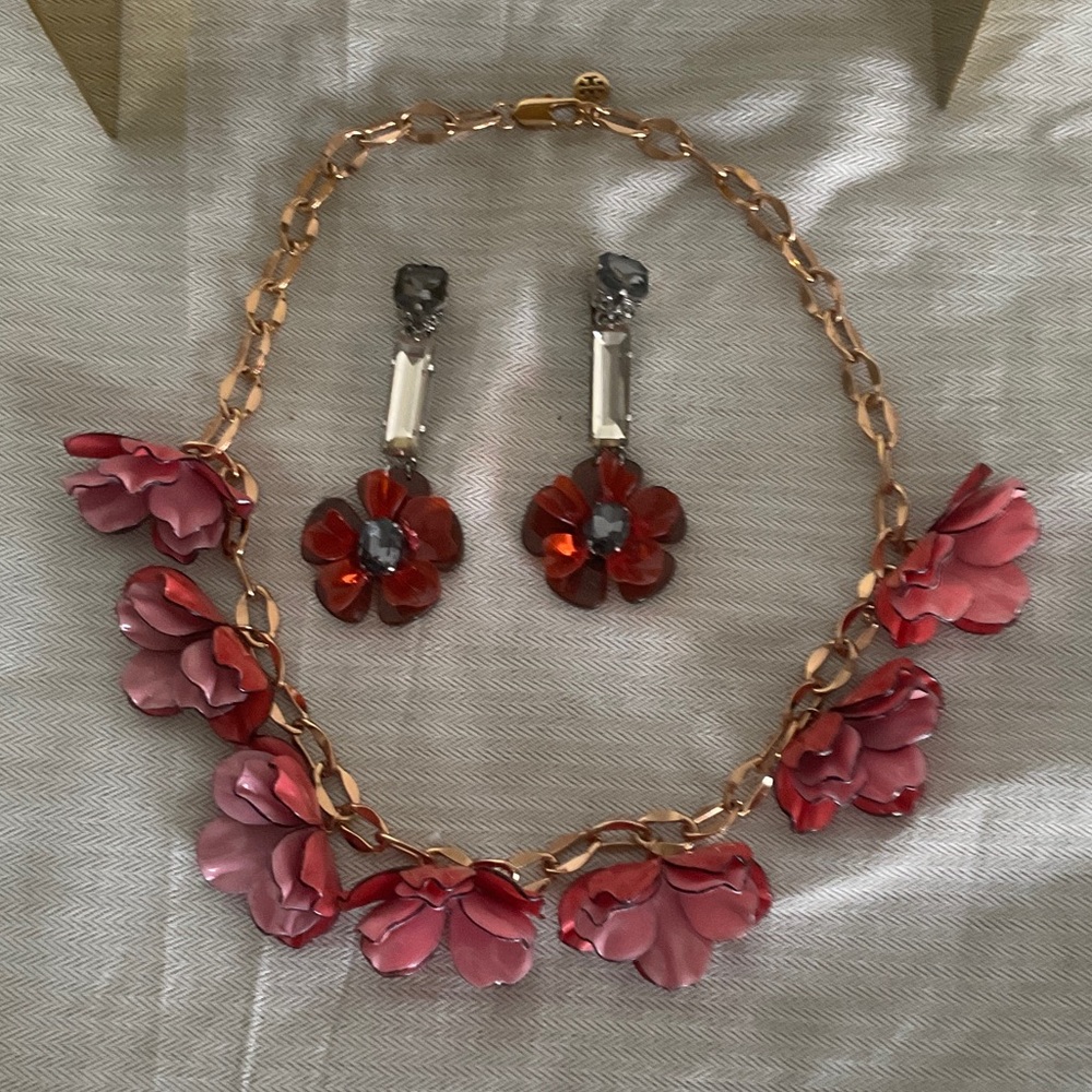 TORY BURCH Floral Pink Necklace and Earring Set